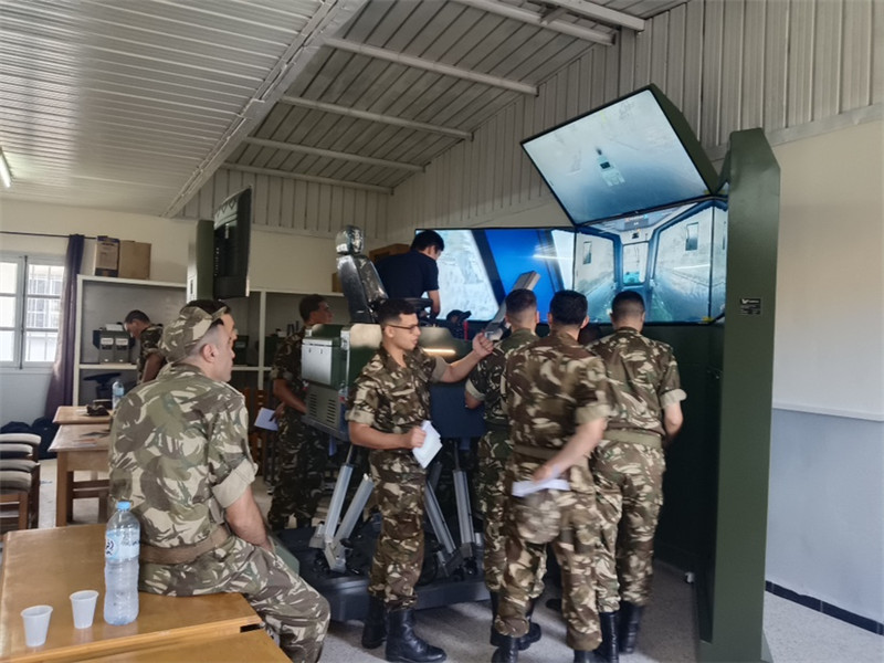 非洲某國工程機械模擬實訓室交付培訓